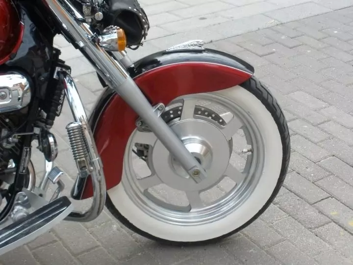 white tire paint bike